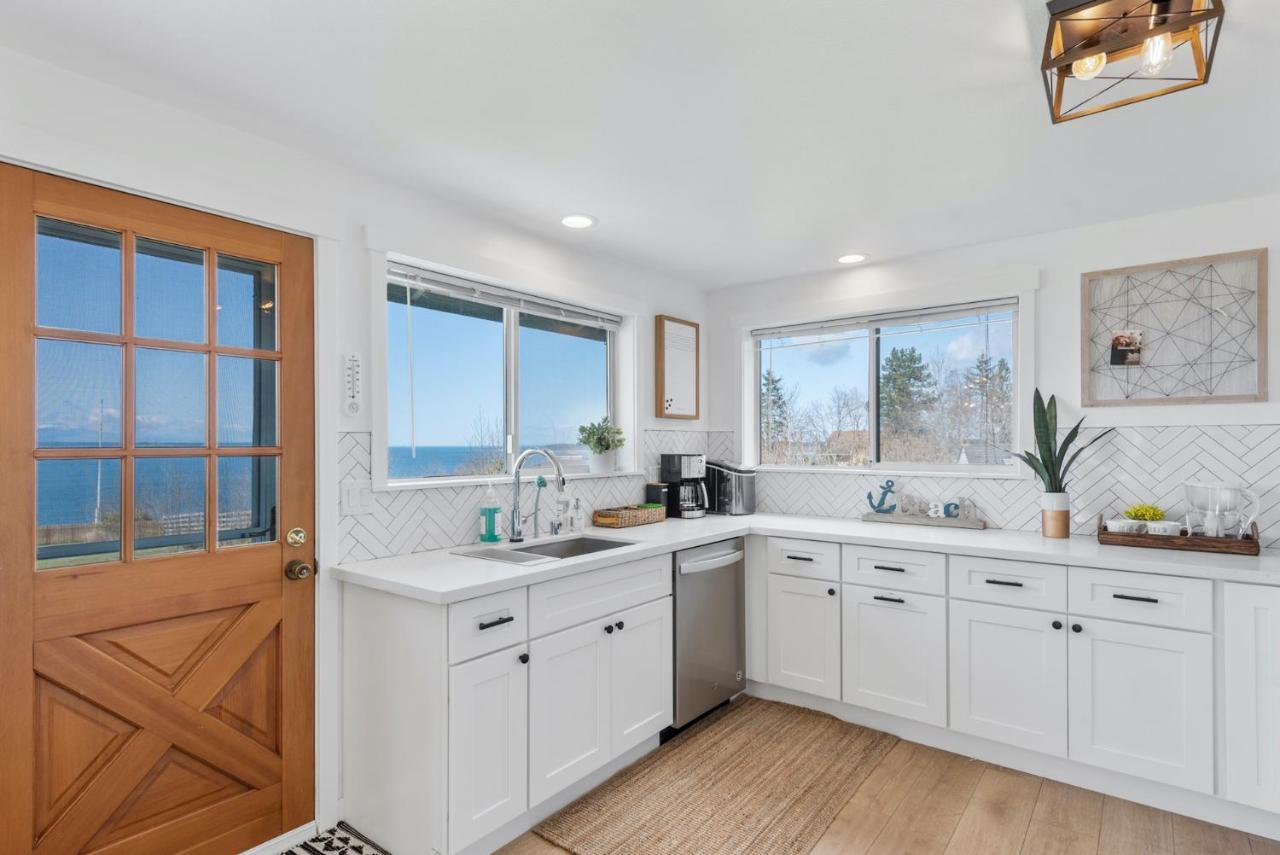 @ Marbella Lane - Waterfront 2Br Whidbey Island Villa Купвил Екстериор снимка