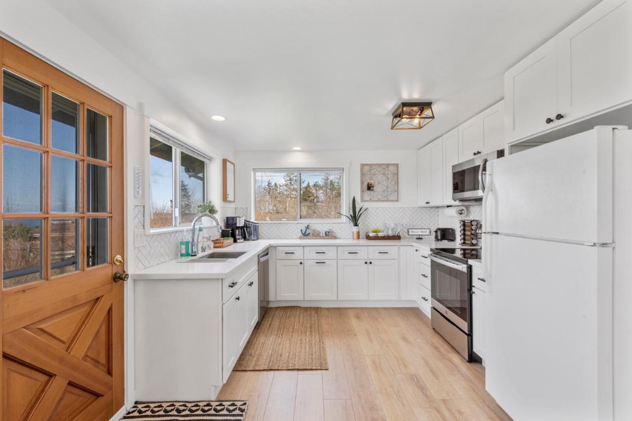 @ Marbella Lane - Waterfront 2Br Whidbey Island Villa Купвил Екстериор снимка
